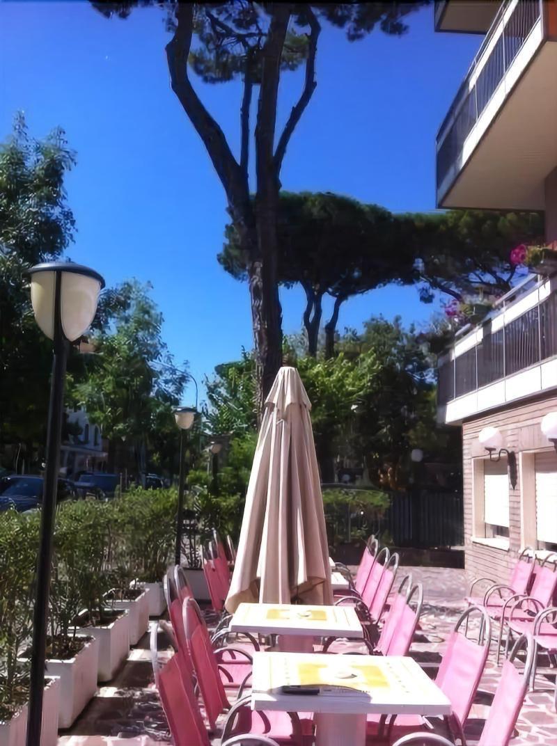 Hotel Rugantino Cesenatico Exterior photo