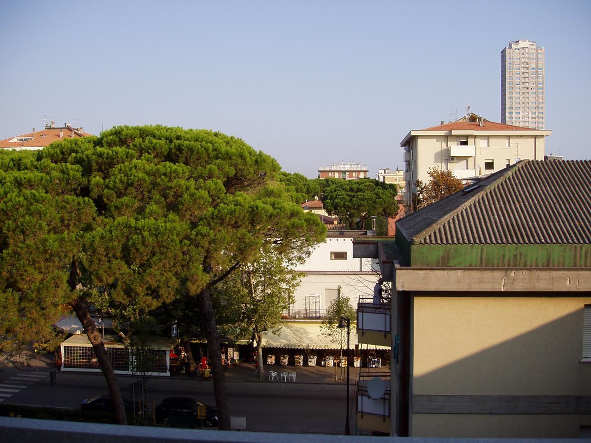 Hotel Rugantino Cesenatico Exterior photo